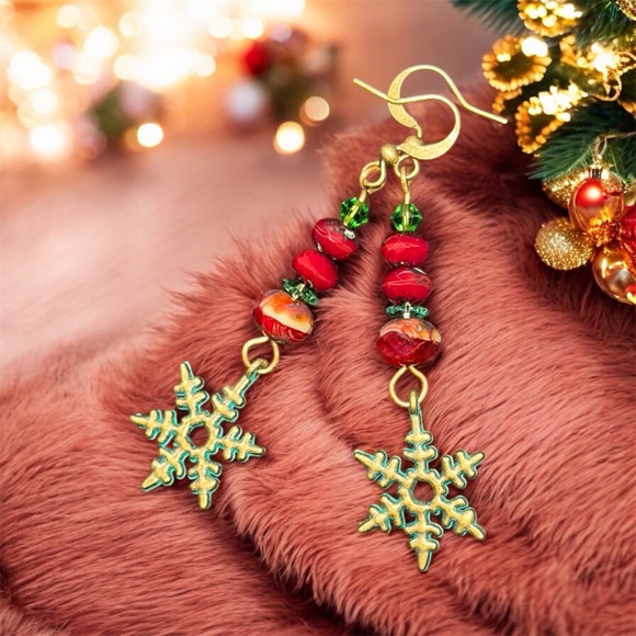Handcrafted Red & Green Snowflake Earrings - Picture 7 of 10